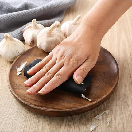 Multipurpose Silicone Garlic Peeler Roller - Kitchen Tool for Effortless Prep
