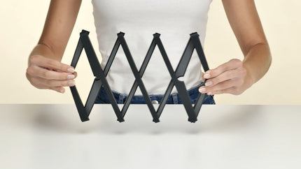 Stretchable Folding Silicone Trivet - Heat Resistant & Non-Slip
