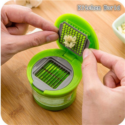 Garlic Press Chopper Grinder – Mini Portable Garlic Grater & Crusher, Stainless Steel Kitchen Tool