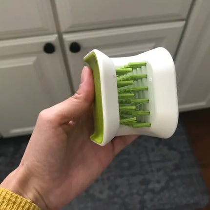 BladeBrush - Kitchen Knife & Cutlery Cleaning Brush