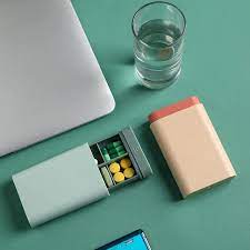 Small Travel Pill Container - 6-Grid Medicine Box