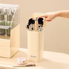 Automatic Lifting Makeup Brush Holder – 4-Grid Cosmetic Storage with Cover