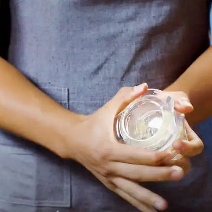 Effortless Garlic Prep - 4th Gen Glass Garlic Twister